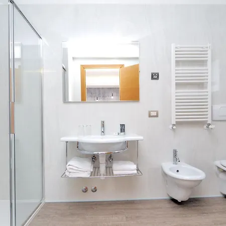 ホテル Eco Cleofe カオルレ