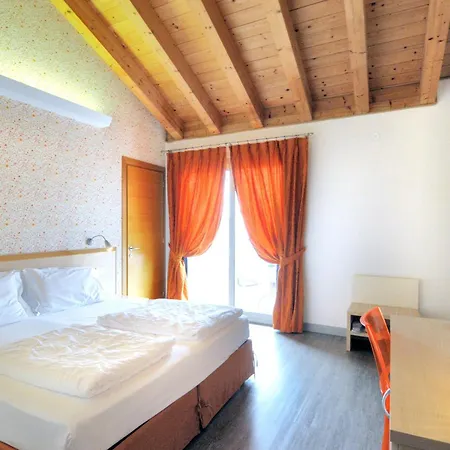 Eco Cleofe 3* Каорле